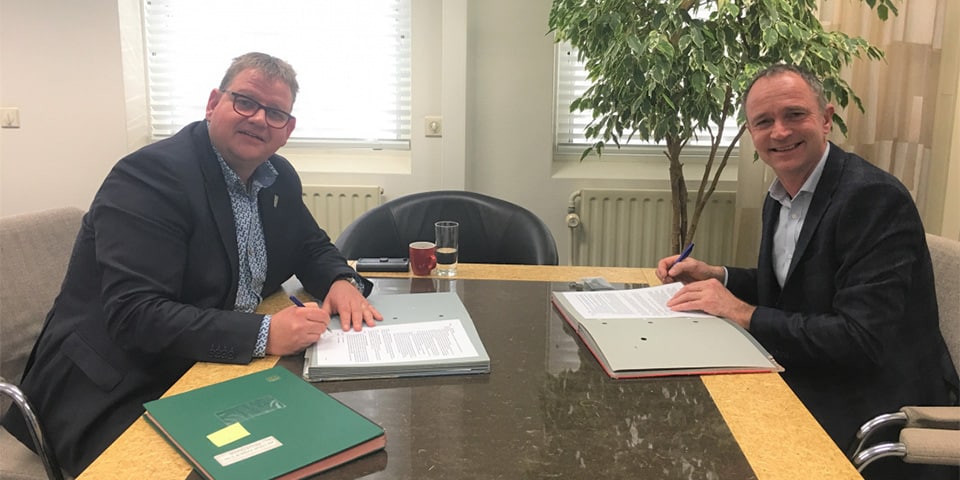 Gemeente Bergen op Zoom en ERA Contour ondertekenen koopovereenkomst voor start van woonproject De Soete Veste