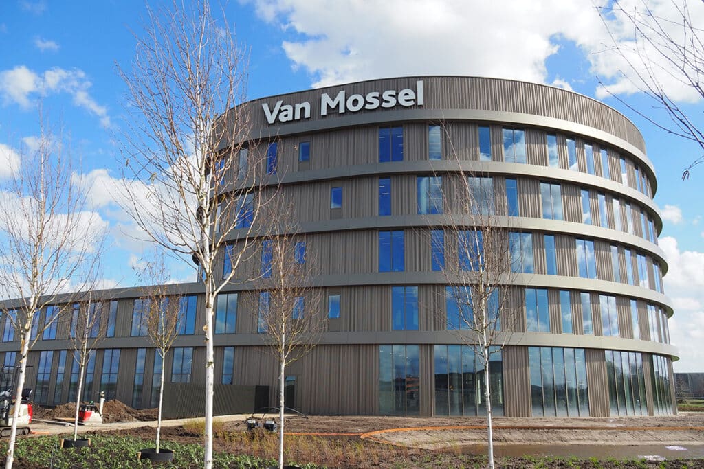 Indrukwekkende nieuwbouw voor Van Mossel in Waalwijk