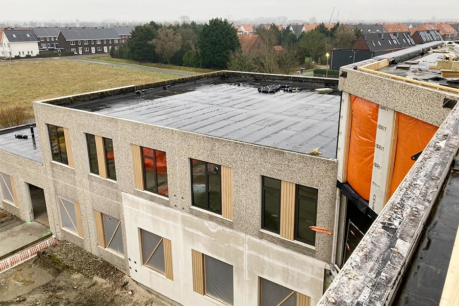 9.000 m2 voor dakbedekking, dakterrassen en sedumbegroeiing
