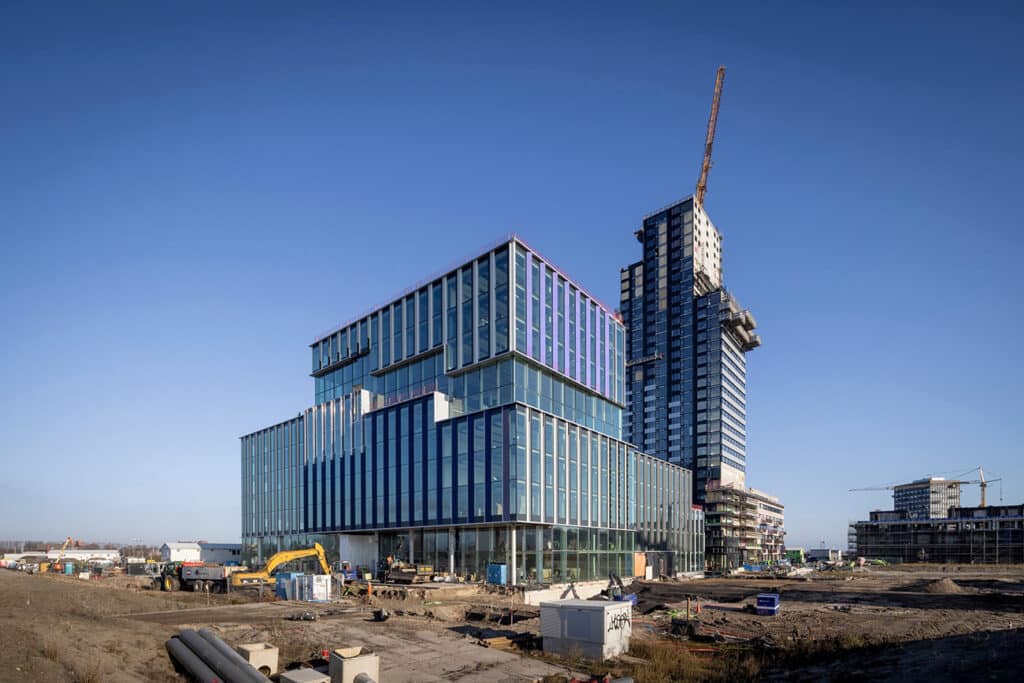 Amsterdam legt groene loper uit voor bouw hogeschool