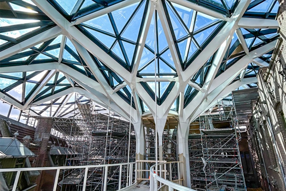 Atrium Structure Working Steel atrium structure and tree are the eye-catchers of new UvA ...